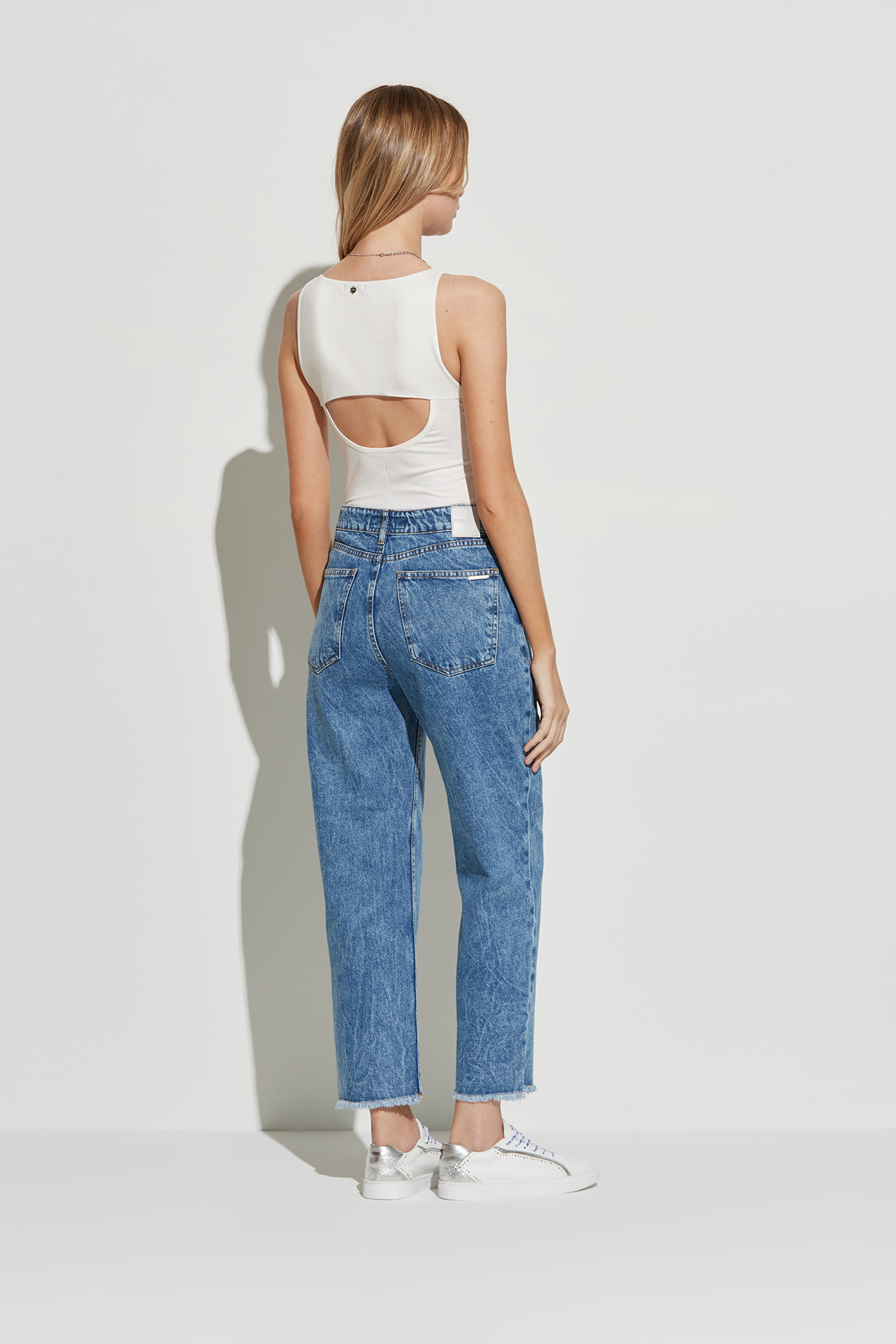 tucci_pantalon-dakota-cropped-classic-indigo-_33-18-2023__picture-11348