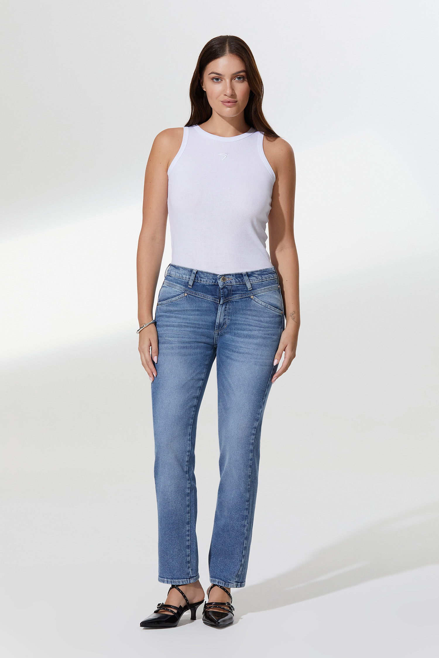 Pantalones tucci precio online