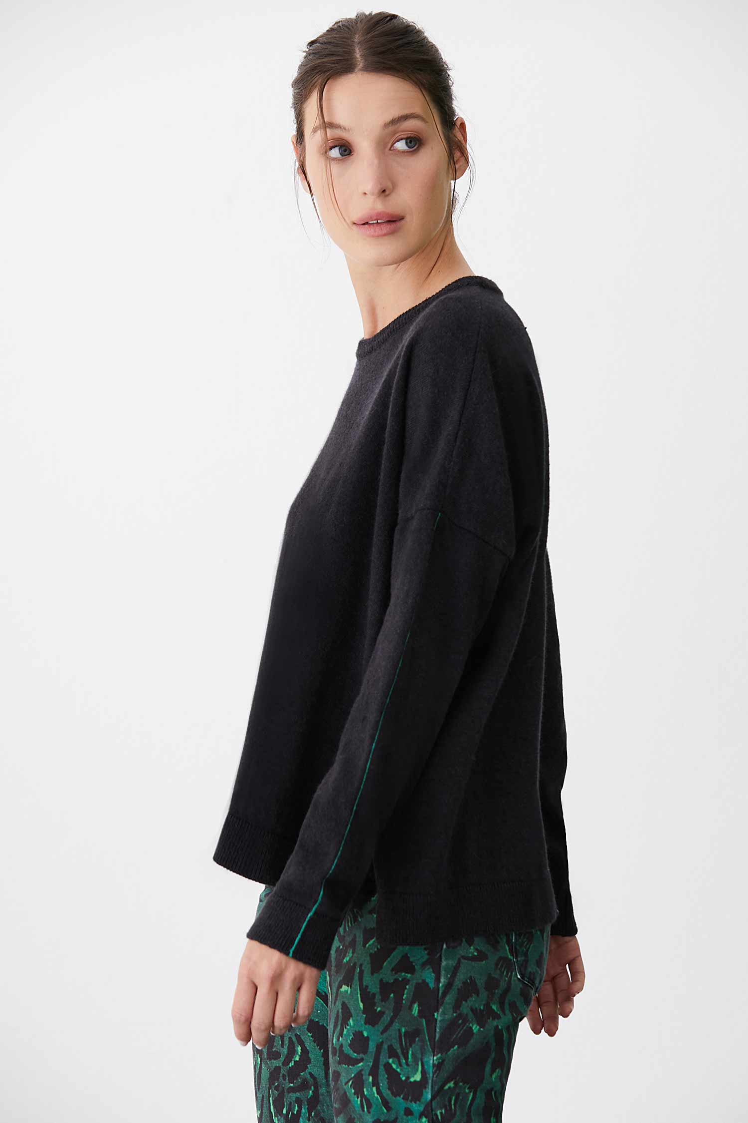 tucci_sweater-atracttive_30-17-2023__picture-5754