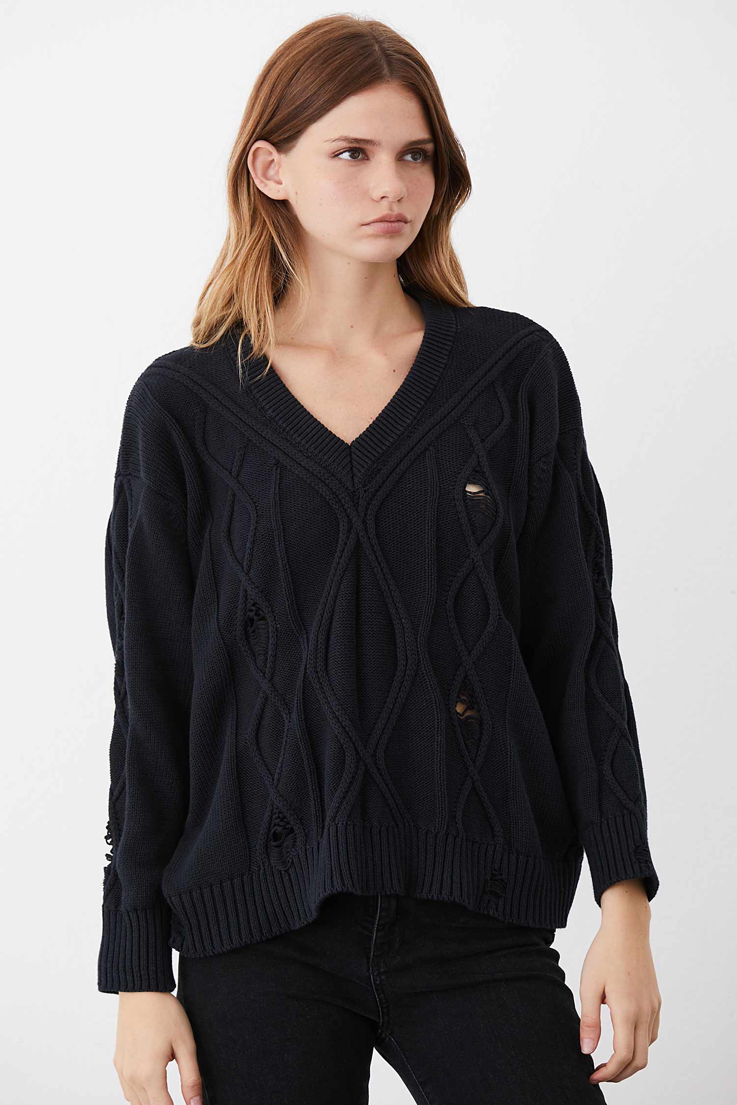 tucci_sweater-ivory_31-17-2023__picture-5771