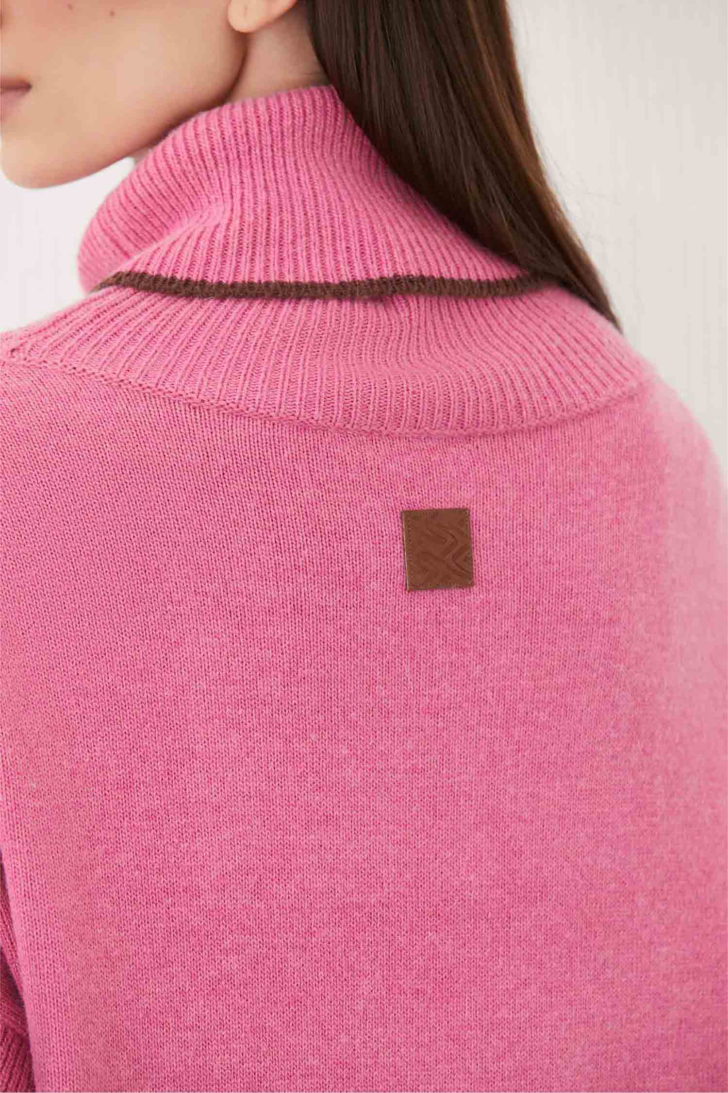 tucci_sweater-fancy_56-16-2023__picture-5781