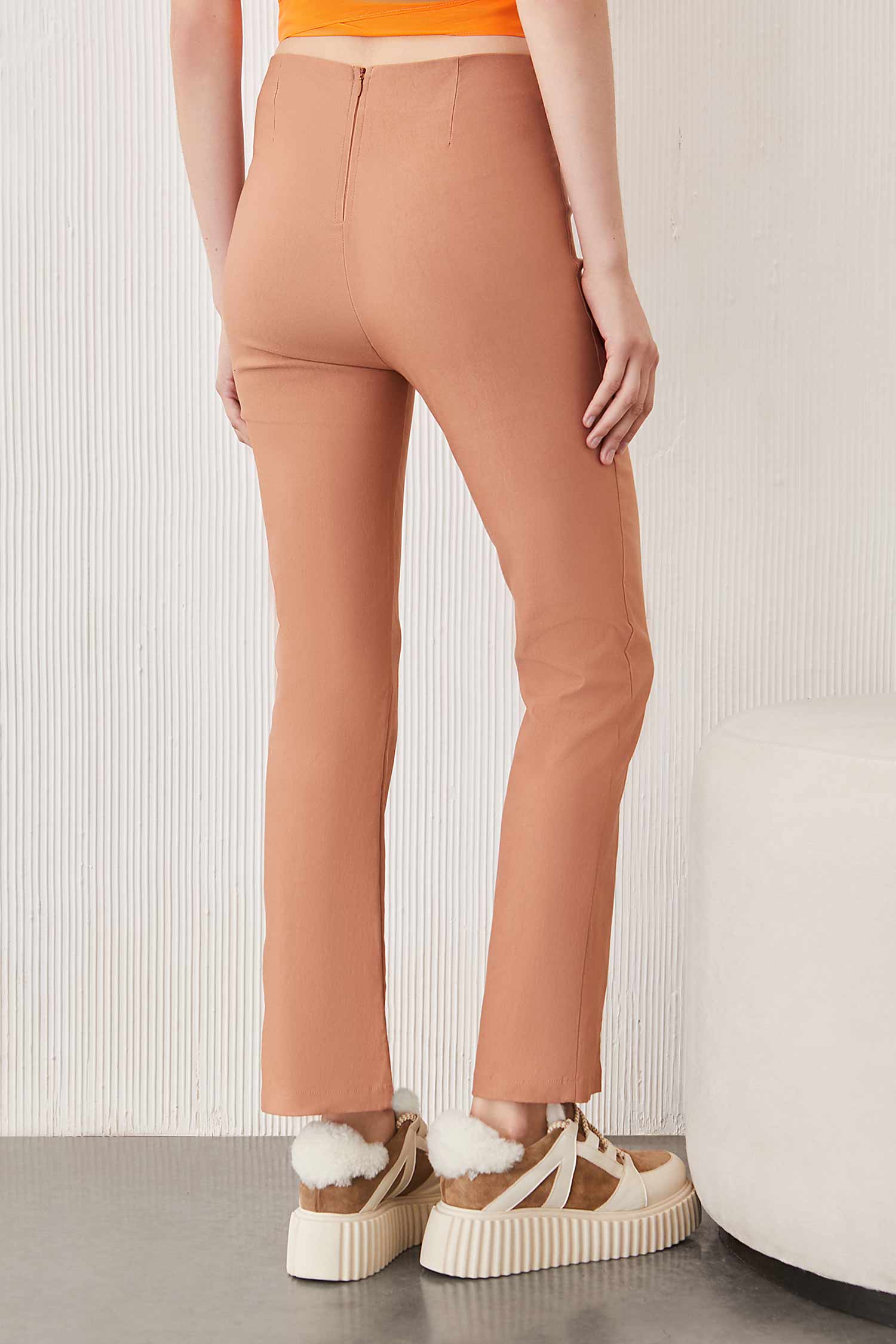 tucci_pantalon-sl-mia_51-17-2023__picture-6316