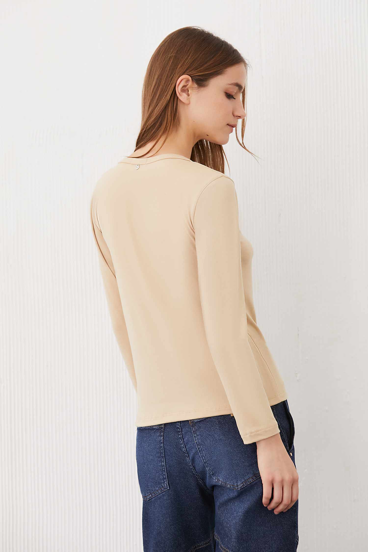 tucci_remera-ml-sere_39-17-2023__picture-6368