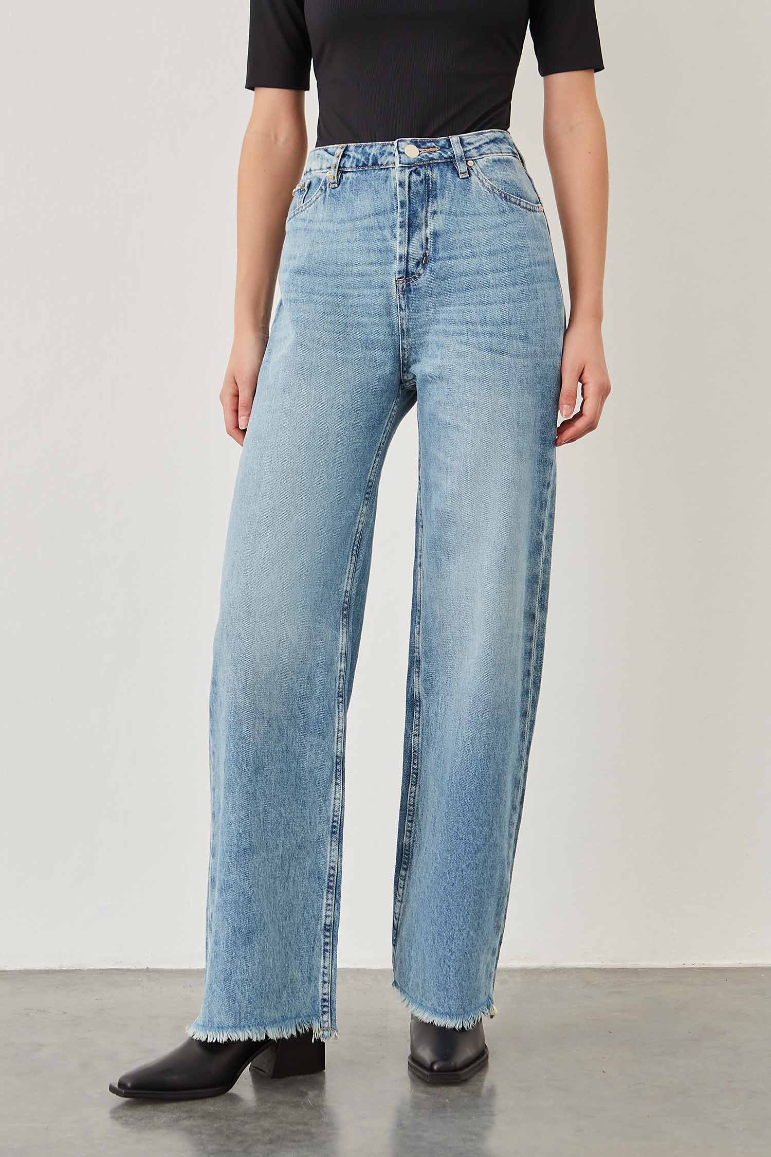 tucci_pantalon--lara--plain-custom_02-23-2023__picture-7469
